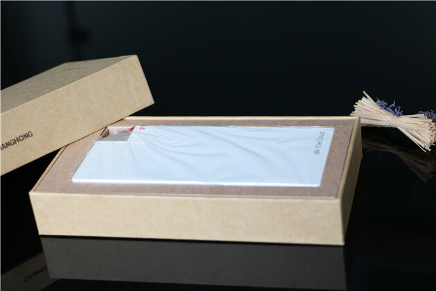 充电WIFI存储两用,流云绝对旅行好伴侣 充电WIFI存储两用,流云绝对旅行好伴侣