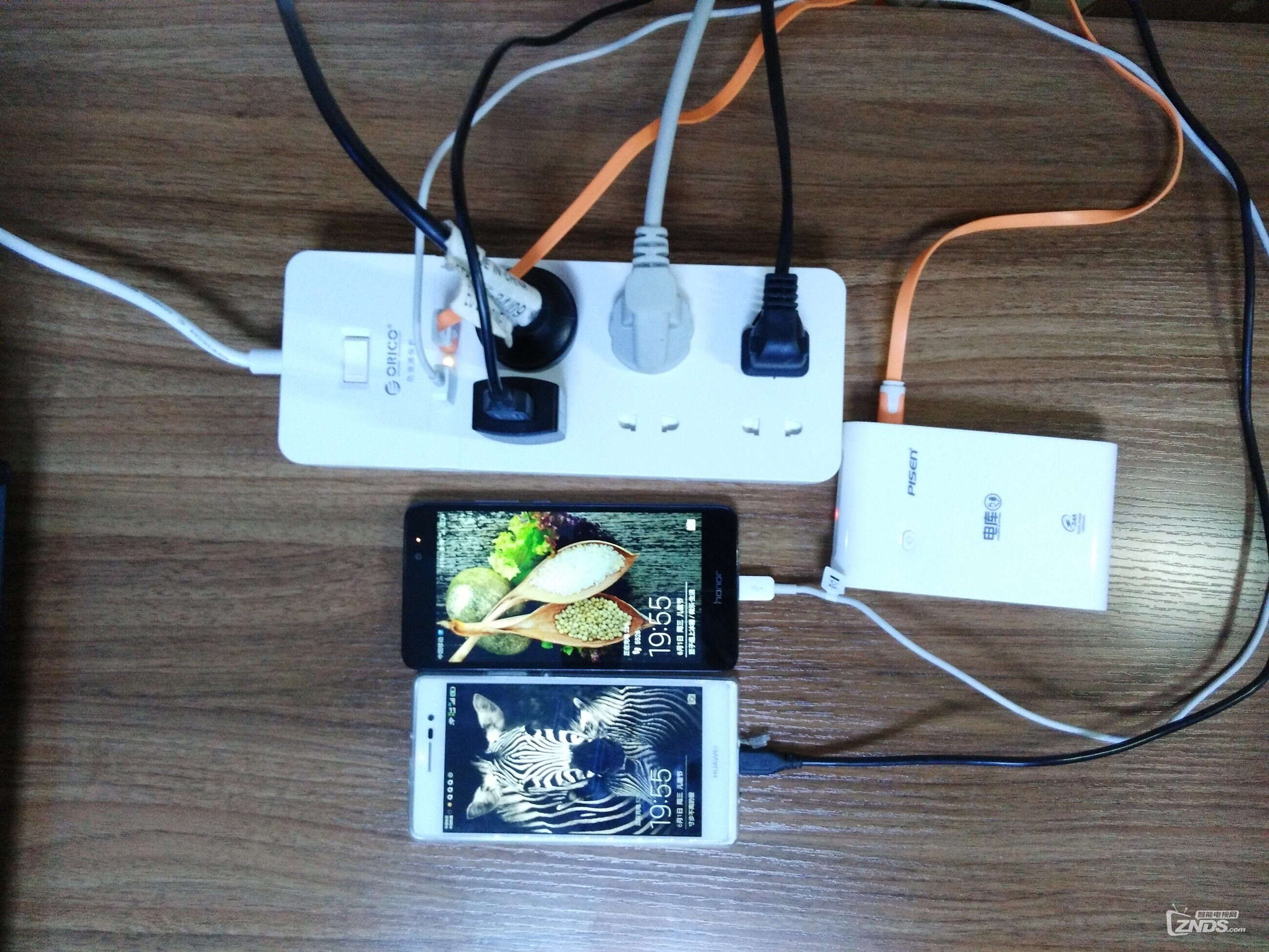 简约不简单--ORICO多功能数码插排试用感受_