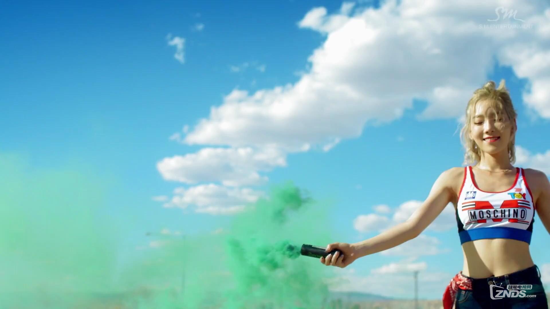 金泰妍Why壁纸_高清壁纸