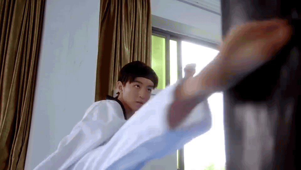 《超少年密码》tfboys同台飙戏,兄弟情谊遭猜忌!