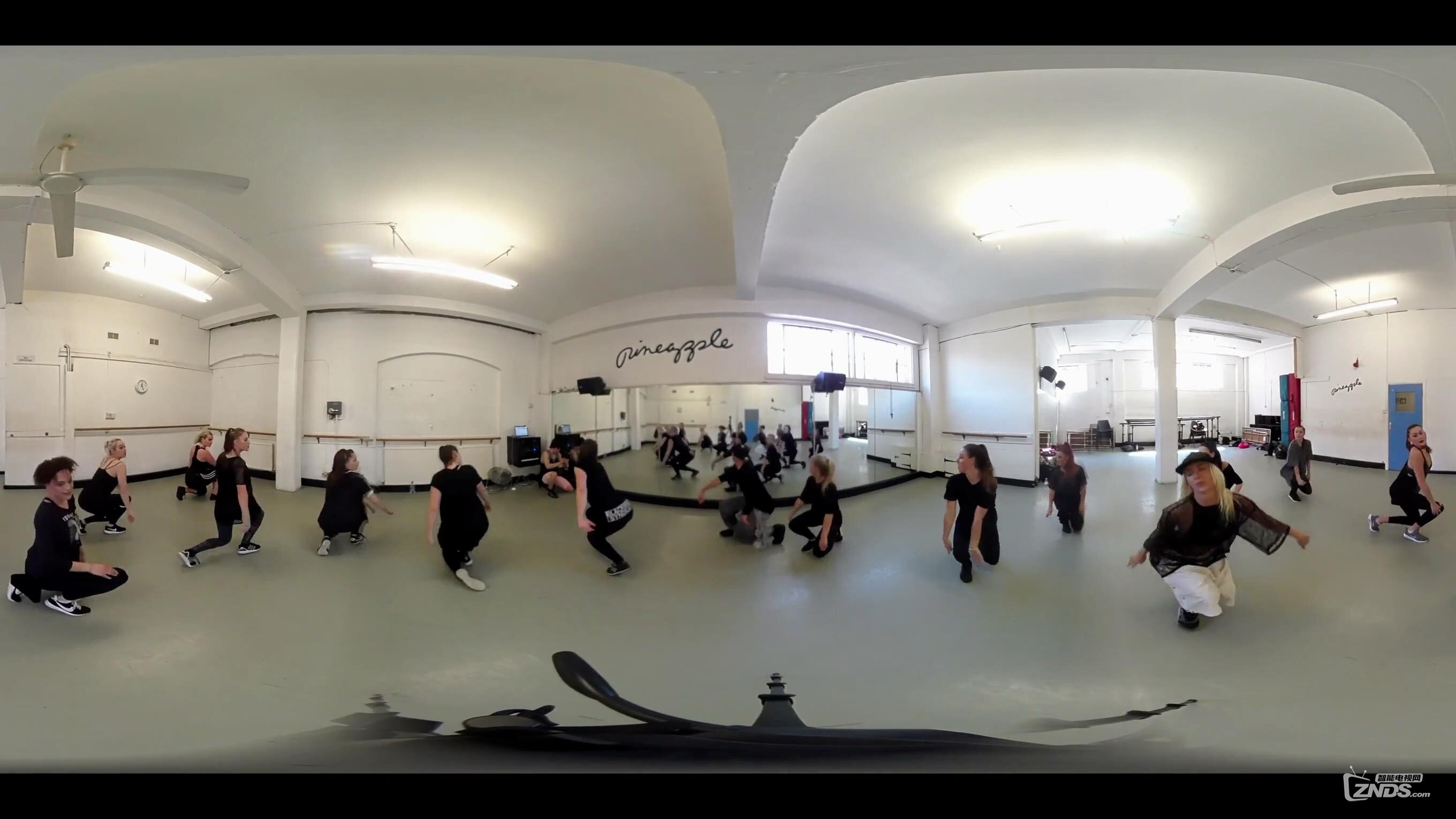 【360度VR全景视频】菠萝舞团HIPHOP舞蹈教