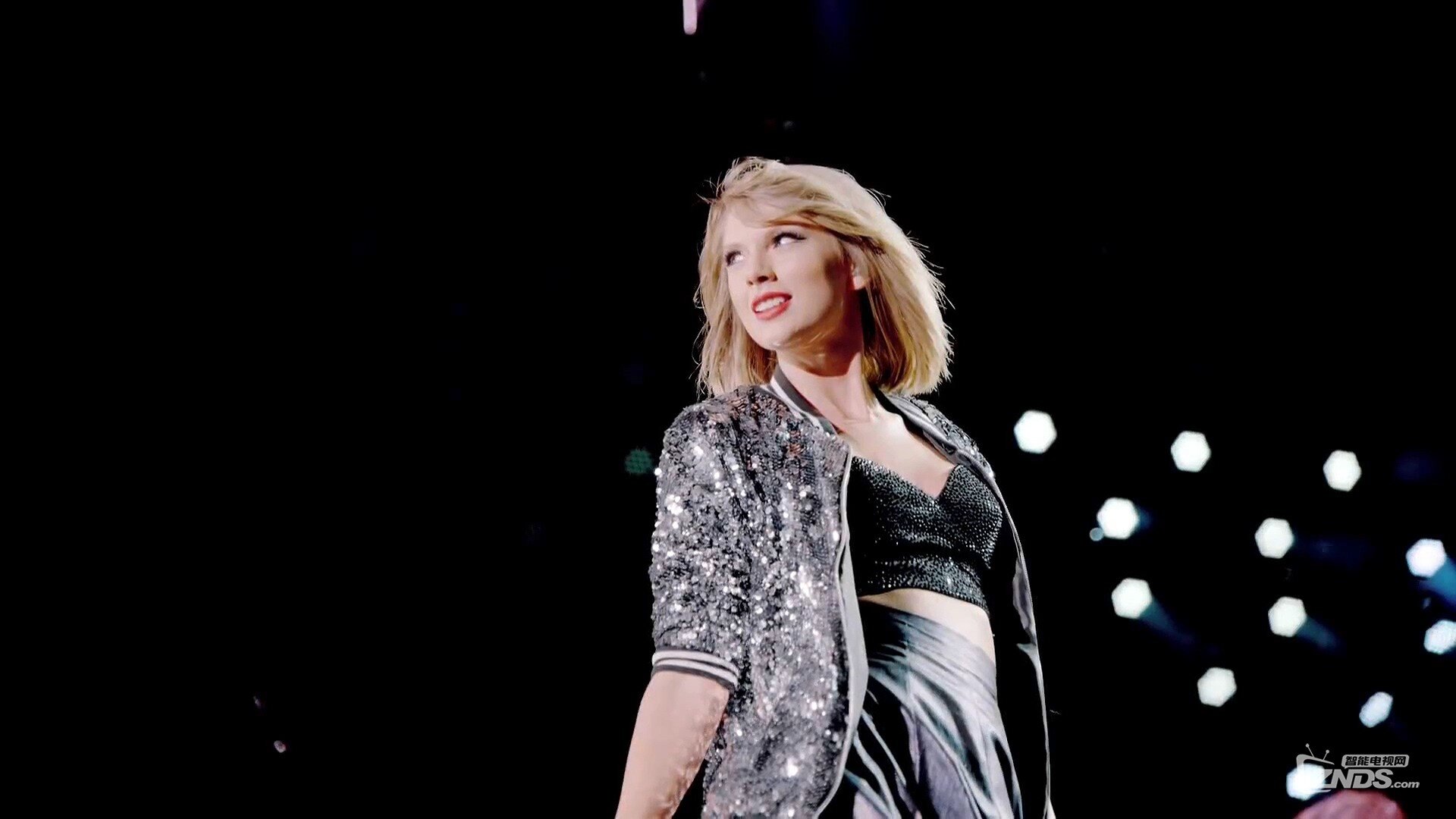 [美国高清MV]Taylor Swift-New Romantics 201
