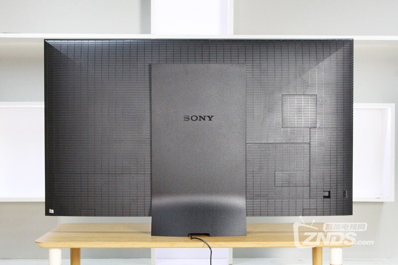 王牌大对诀--索尼Z9D和三星KS9800电视对比