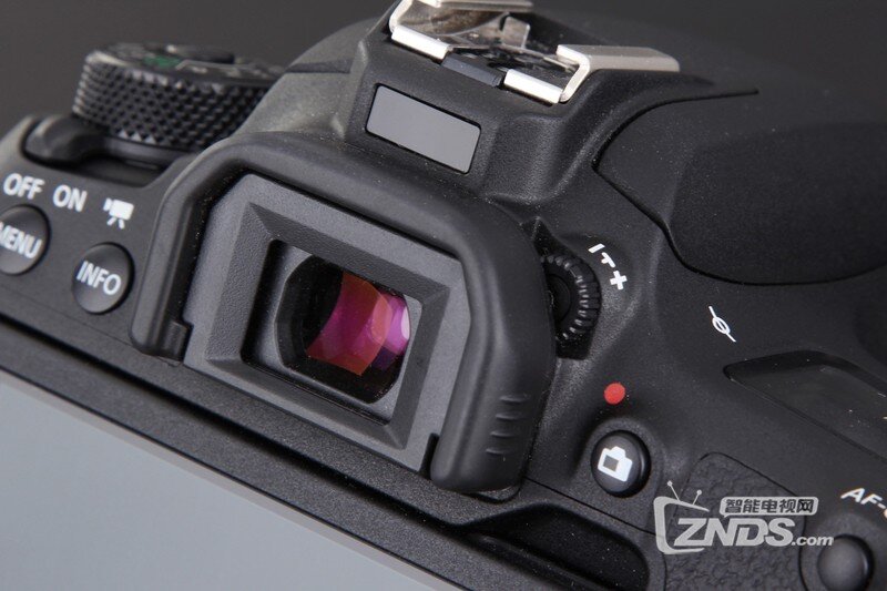 为摄影初学者打造--佳能EOS 77D评测_硬件测
