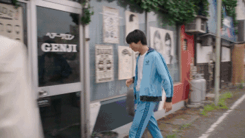 1,表情包之王的沙雕神剧分分钟让你笑出猪叫声!