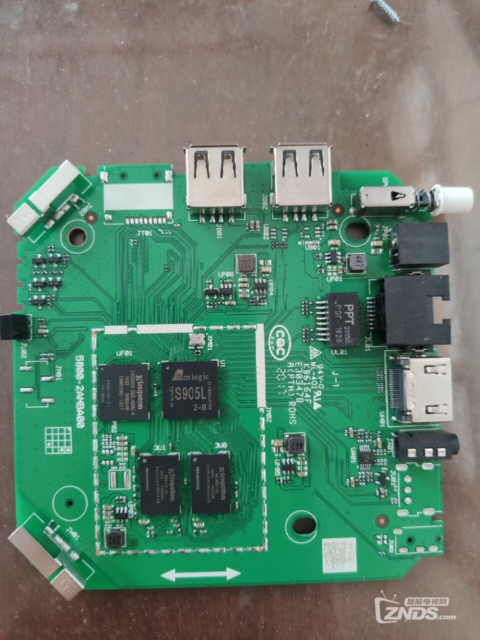 创维e900v22e机顶盒加装tf卡槽谁知道这里缺的零件是什