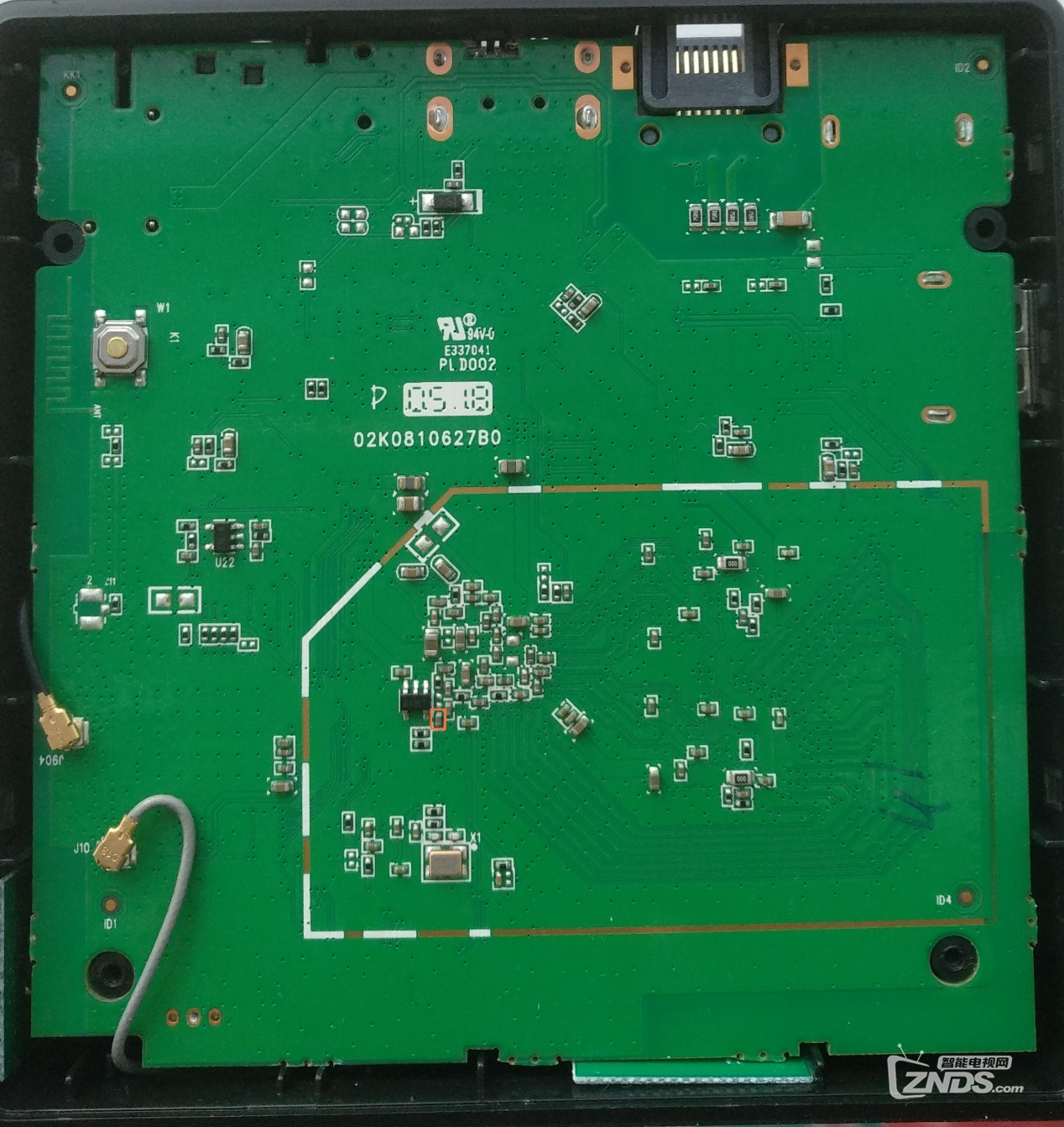 拆机短接"c46"进行刷机(如上图提示的短接点)九联m301h-mv300固件下载