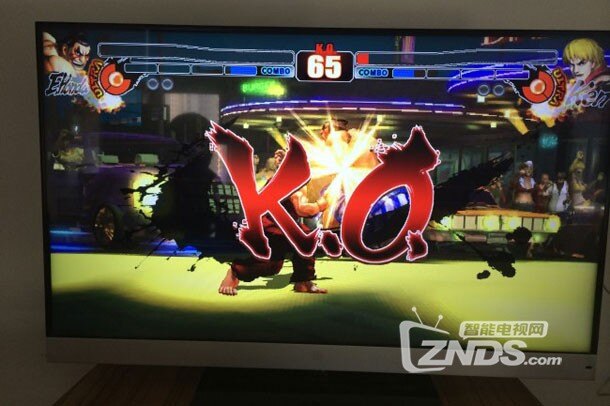 街霸4戰(zhàn)斗畫(huà)面