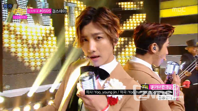 140208 音乐中心 东方神起 – Something
