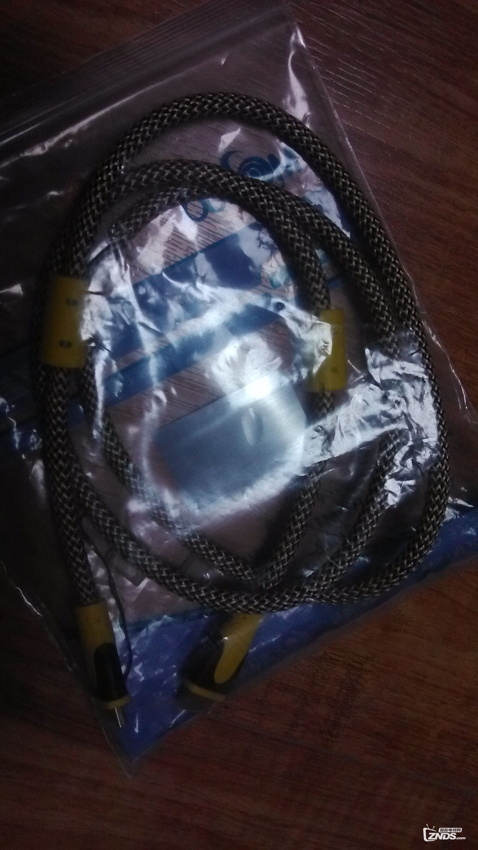 用乐视超级电视X60玩极品飞车16-HDMI体验