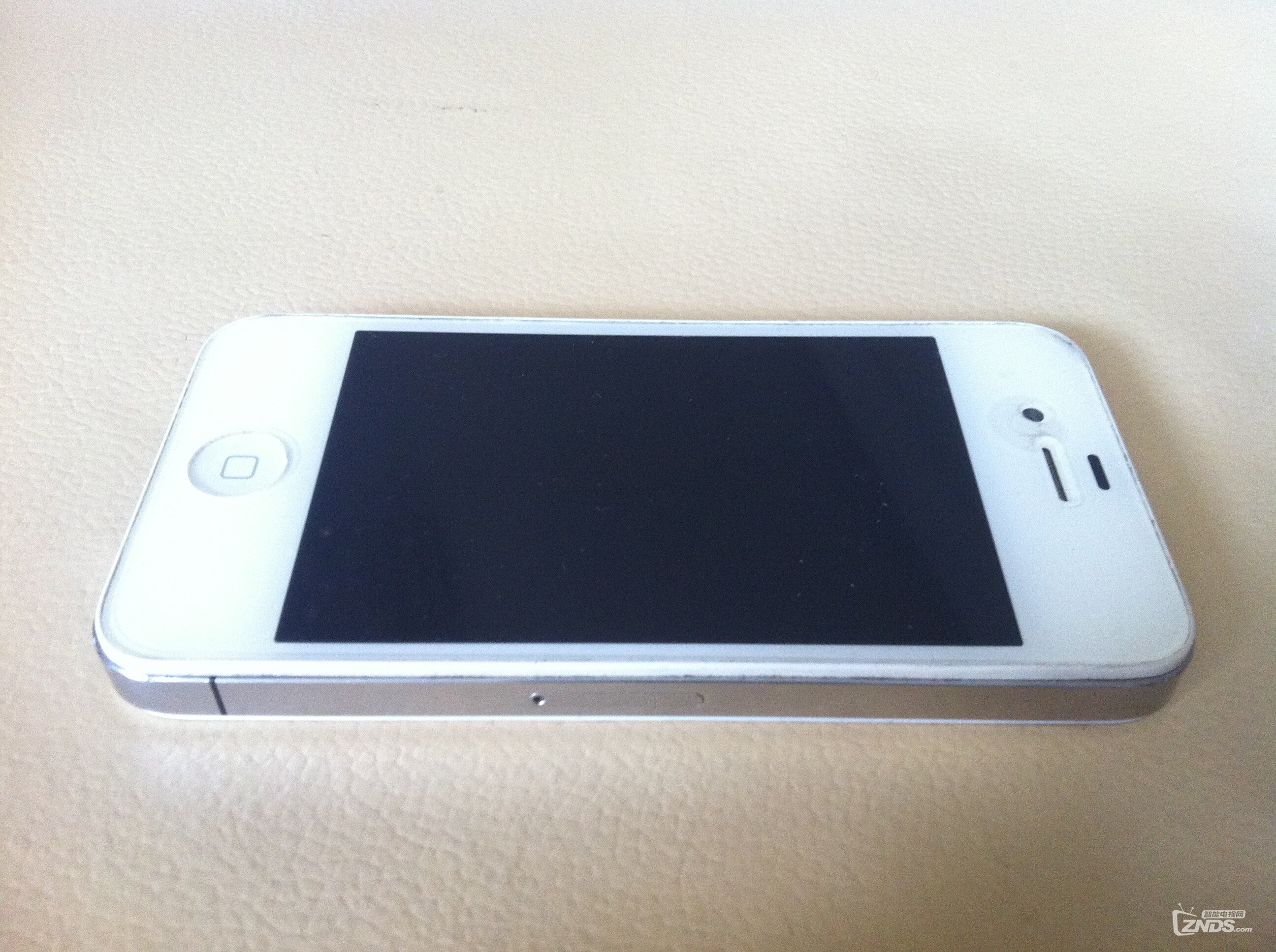 出三台 iphone4，价格实在。