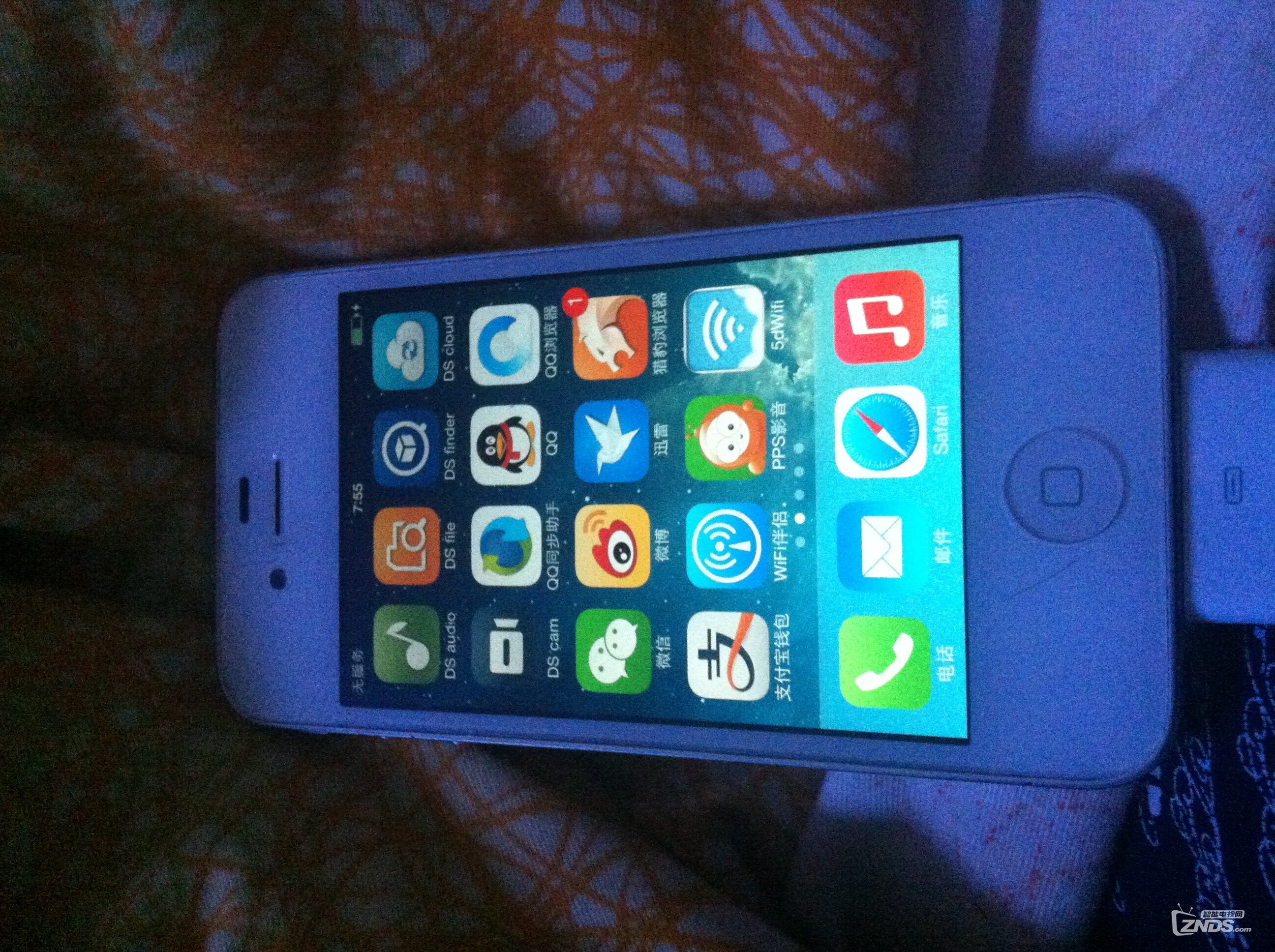 出三台 iphone4，价格实在。
