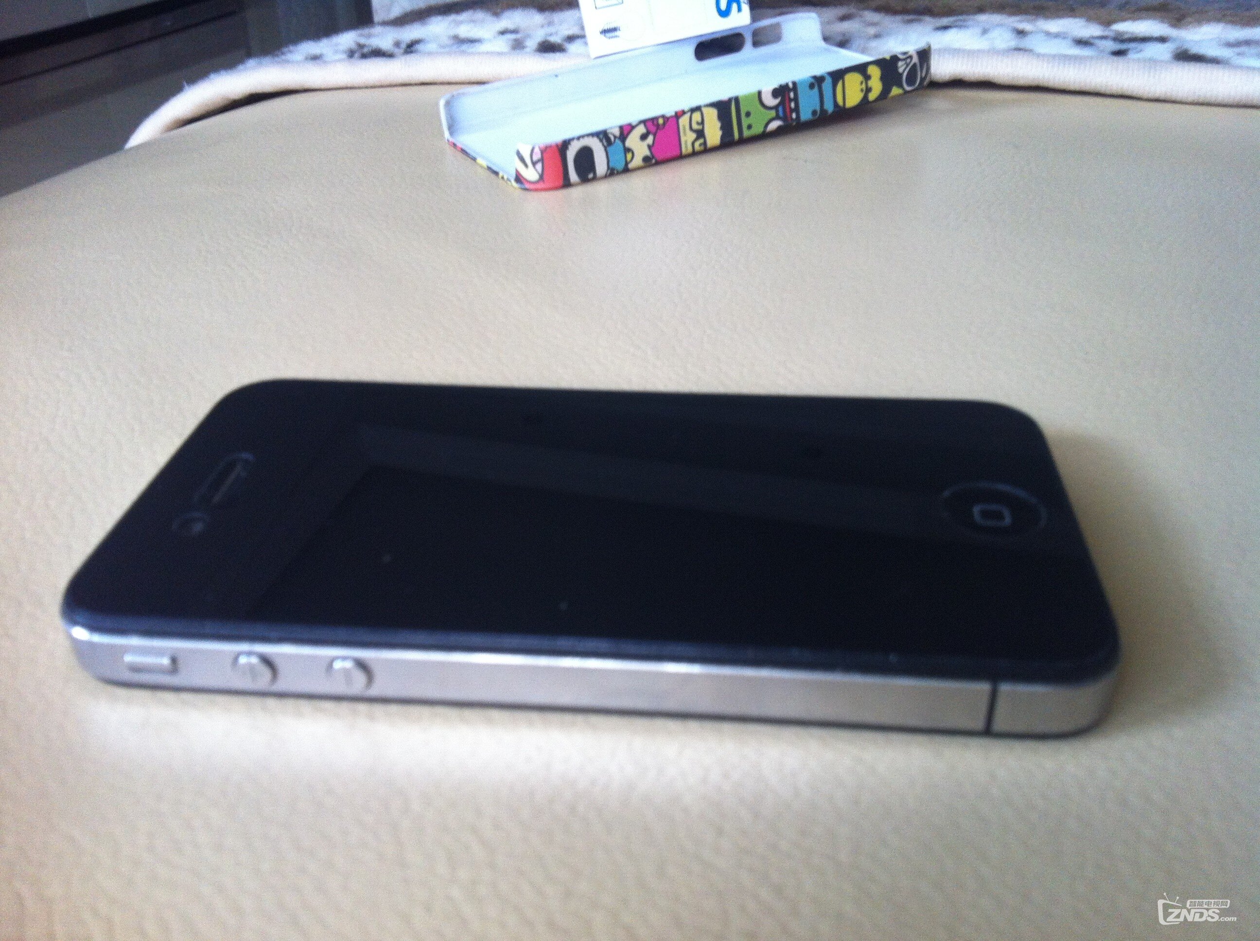 出三台 iphone4，价格实在。