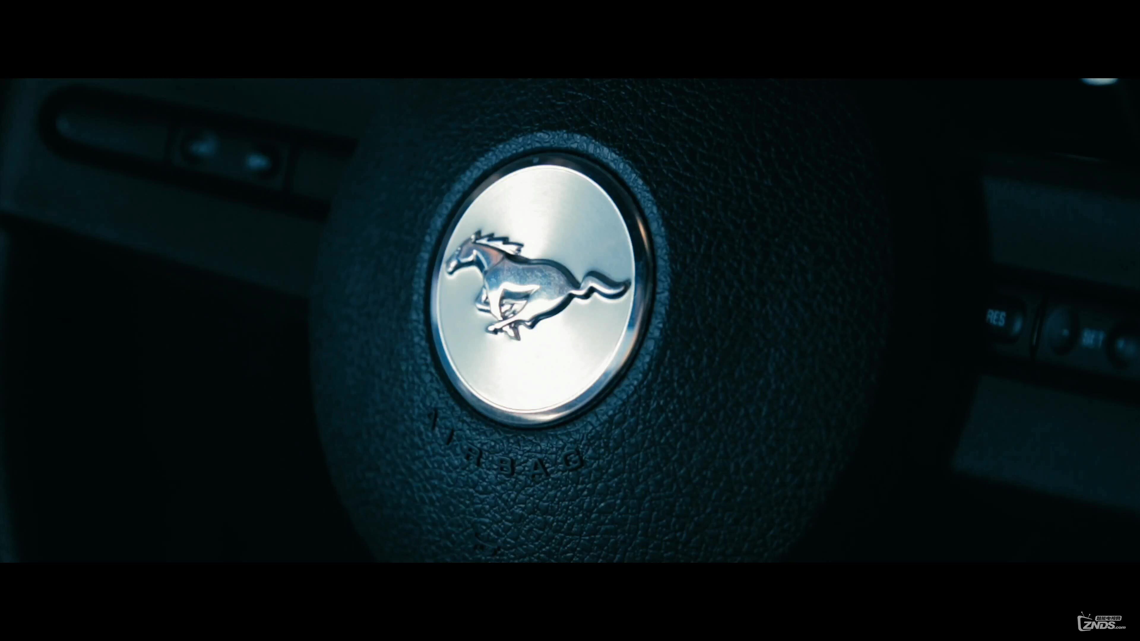 Need For Speed Trailer 4K - Official Slovak version.mp4_20140611_174435.861.jpg