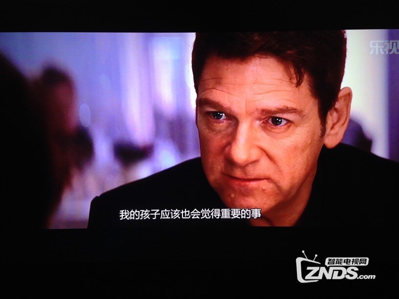 小米电视2代简单开箱评测，全部上墙啦！有音箱条挂架哦