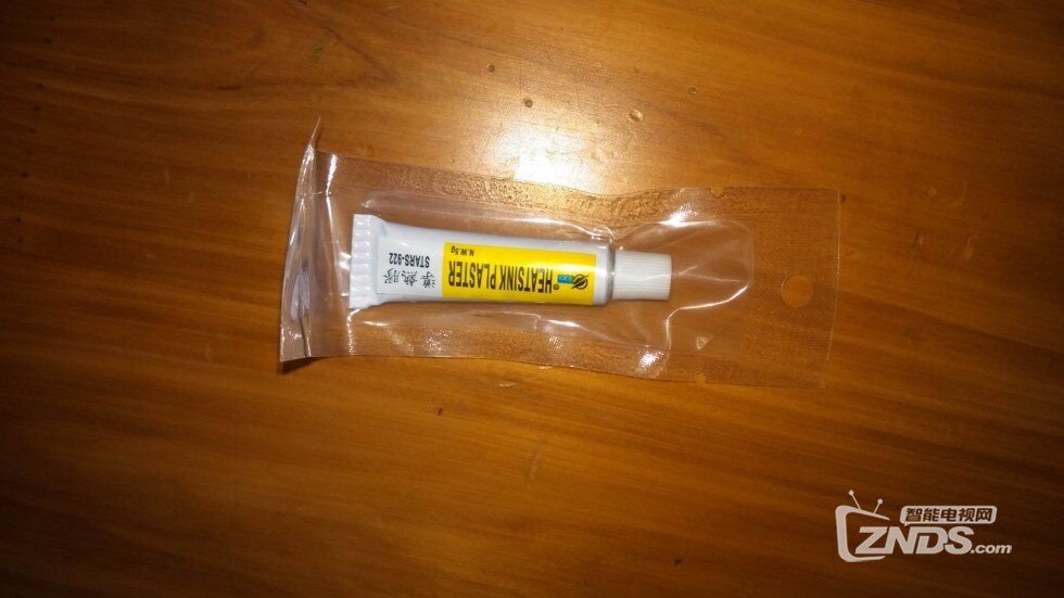 天猫魔盒1S发热太大有木有，看我最美观最省心的散热方案...