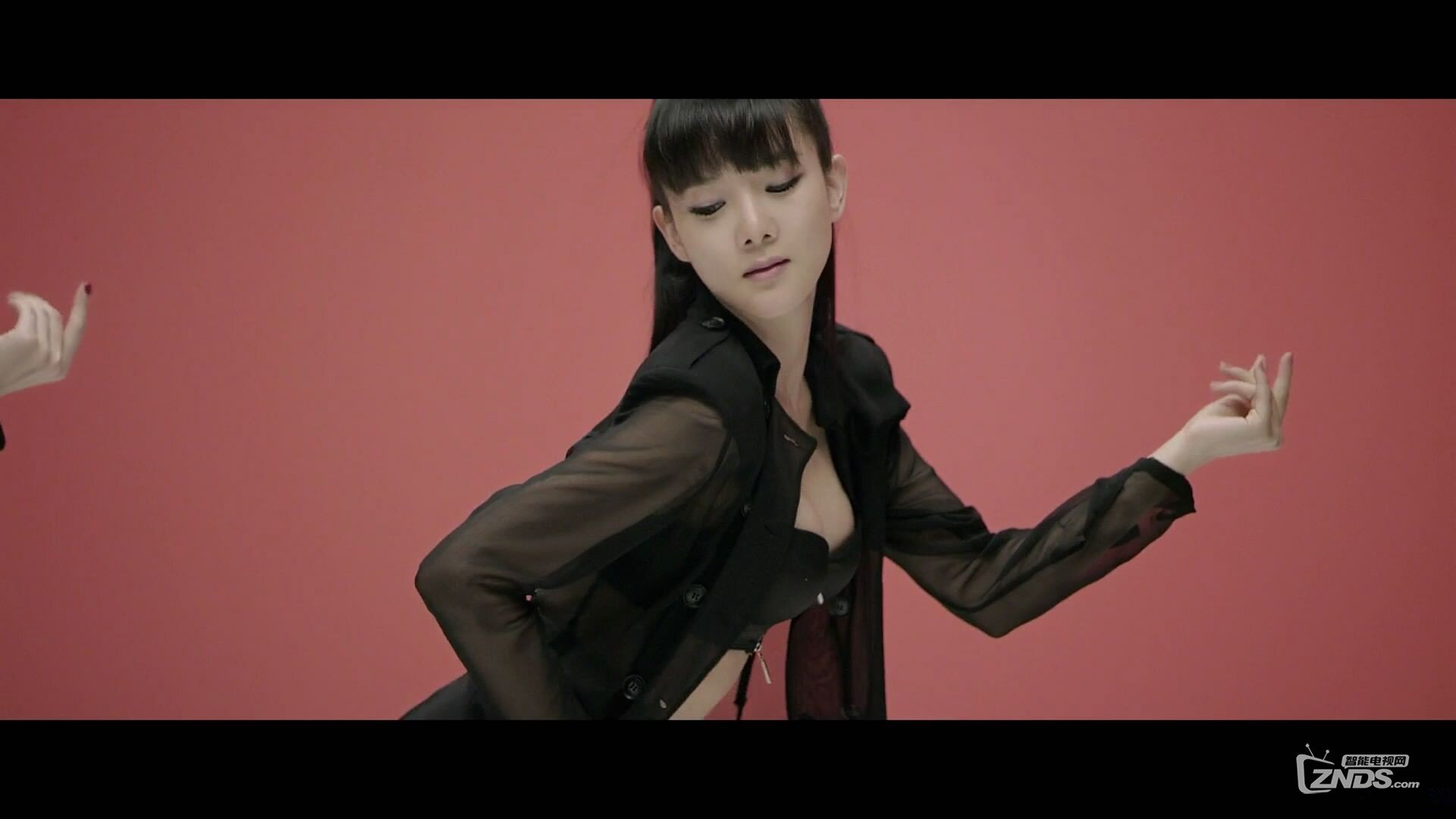 [4KMV] [4K超高分韩国MV] SPICA.S - Give Yo