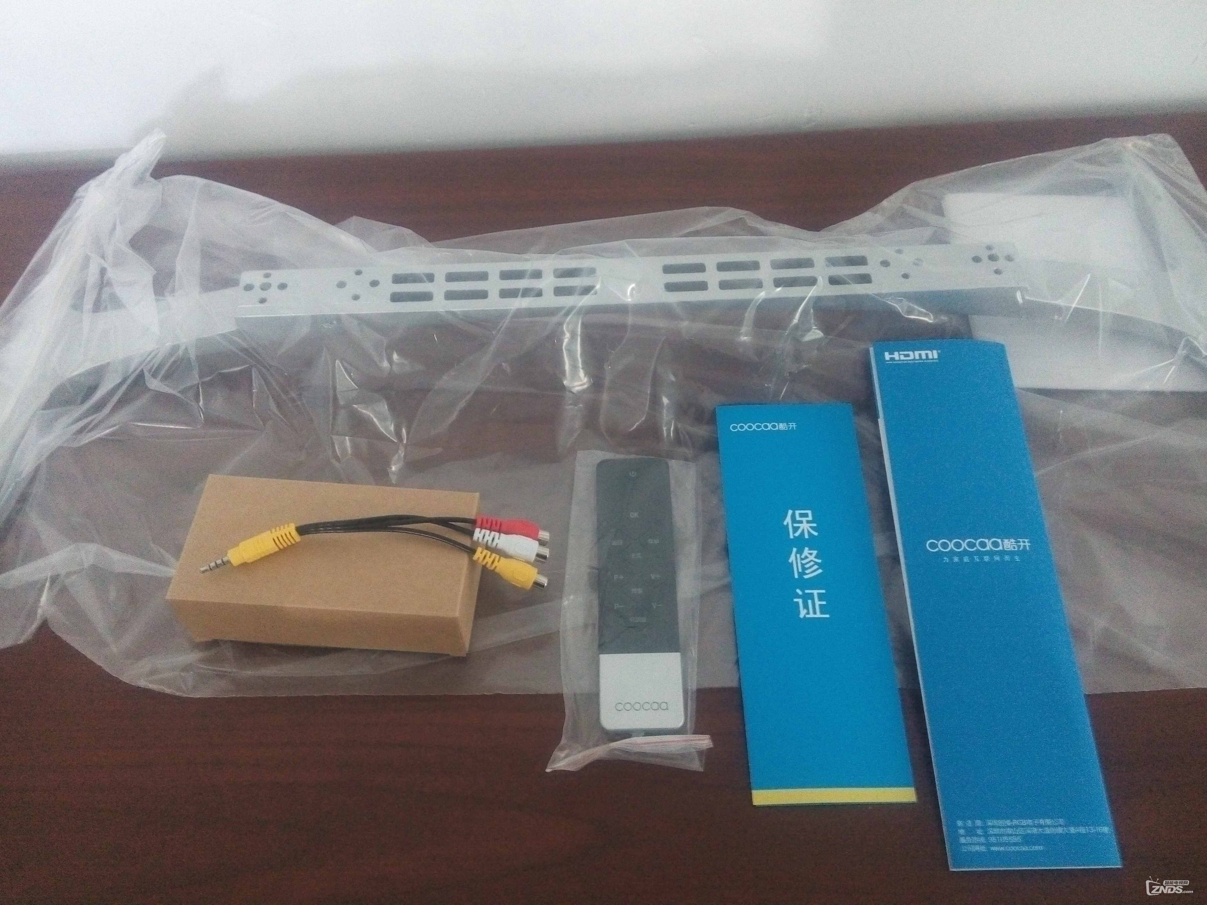 新电视到货了，来个简单开箱。