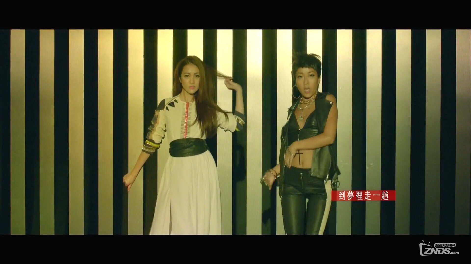 吉克雋逸謝安琪Kay Tse [兩雙](1080p).mp4_snapshot_02.17_[2015.01.17_21.51.59].jpg