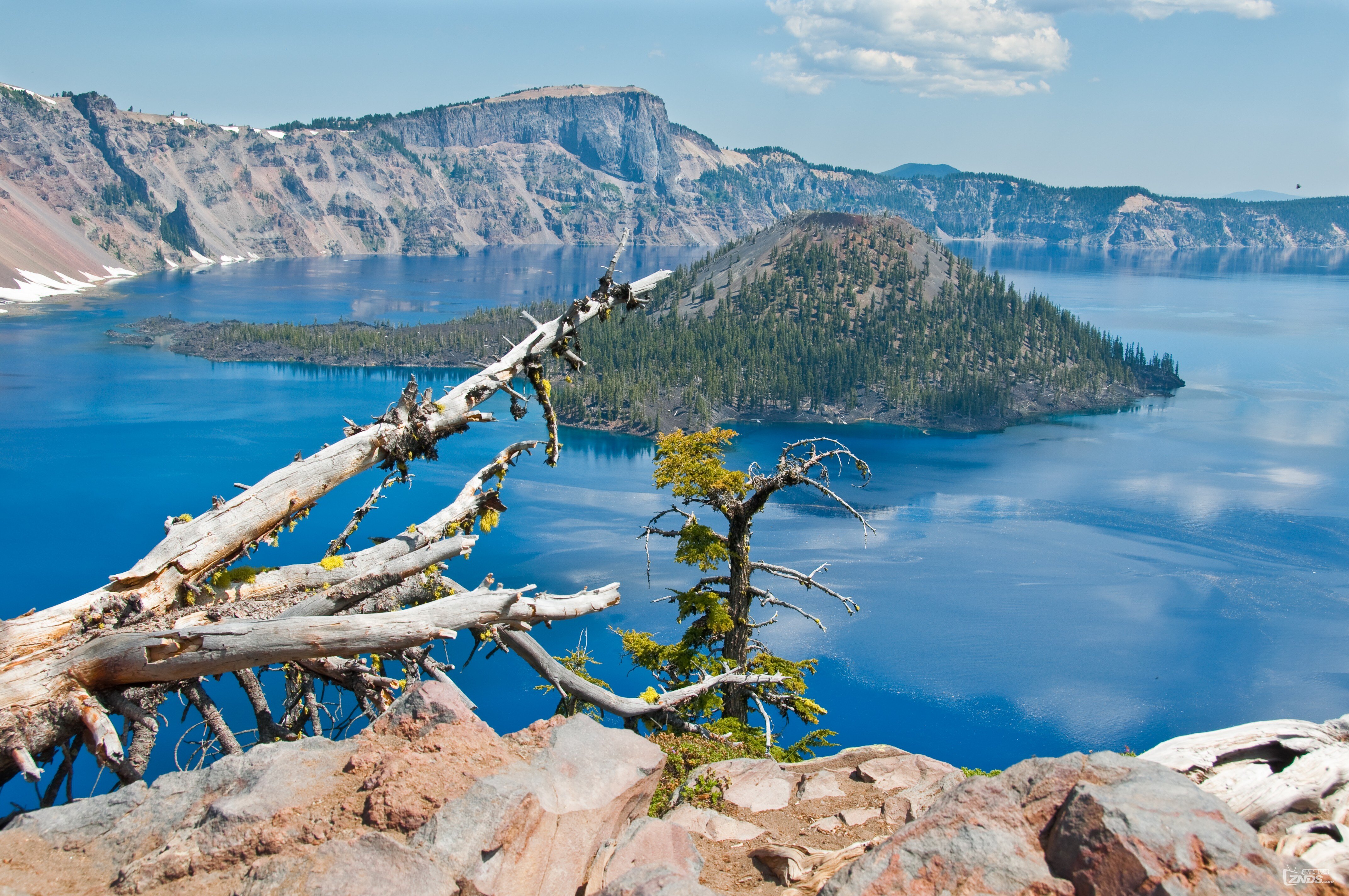 超清的蓝天白云身临其境 4k壁纸下载 4288×2848 [6p/百度网盘]