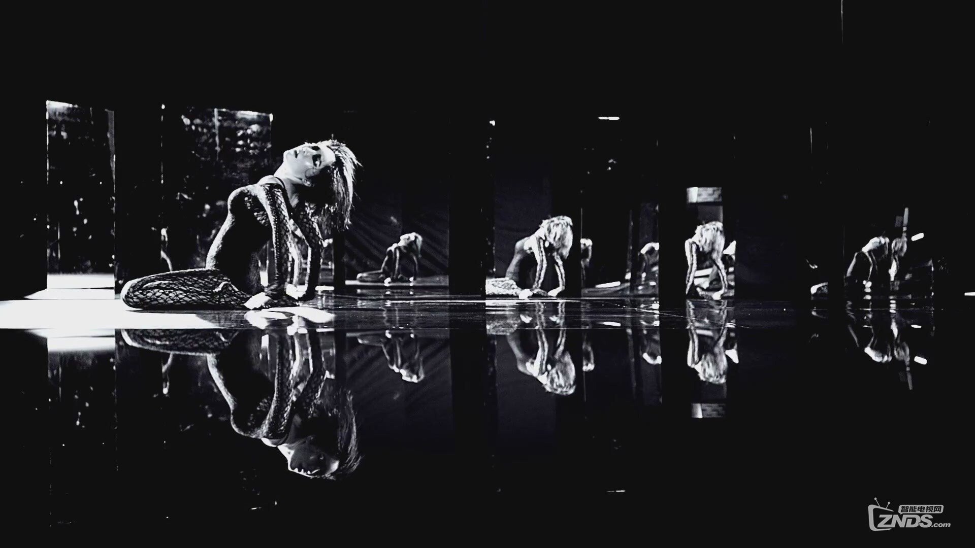 Gain(孫佳仁)－Paradise Lost[(004040)19-35-47].JPG
