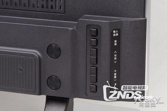 电源线,开关康佳t60电视机身电源开关位于右侧后方,很顺手.