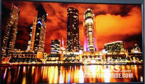 三星65英寸JS9000 SUHD TV试用、画质出众但价格略高