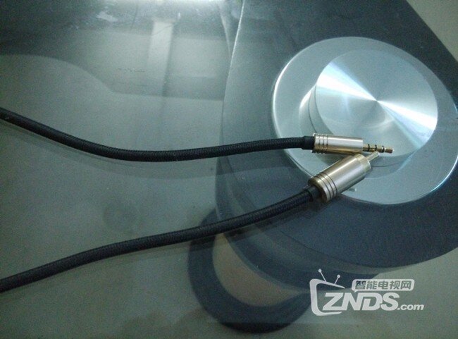 小米电视：不一样的电视，不一样的体验