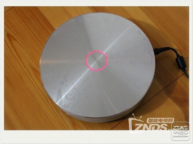 把客厅装扮成电影院，坚果G1智能微型投影仪开箱小分享