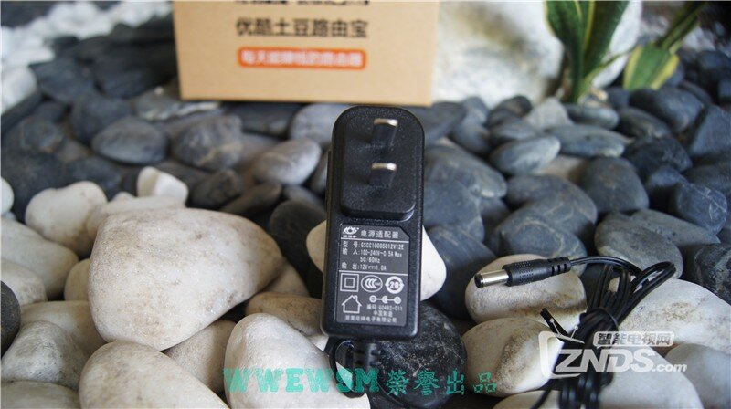 這個暑假，我家來了新網管 優酷土豆路由寶深入評測