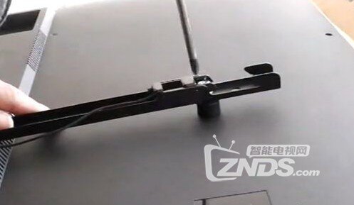 小米电视挂架怎么安装