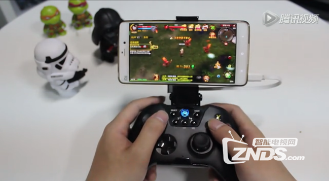 【飞智游戏厅】如何用黑武士X9手柄玩《全民