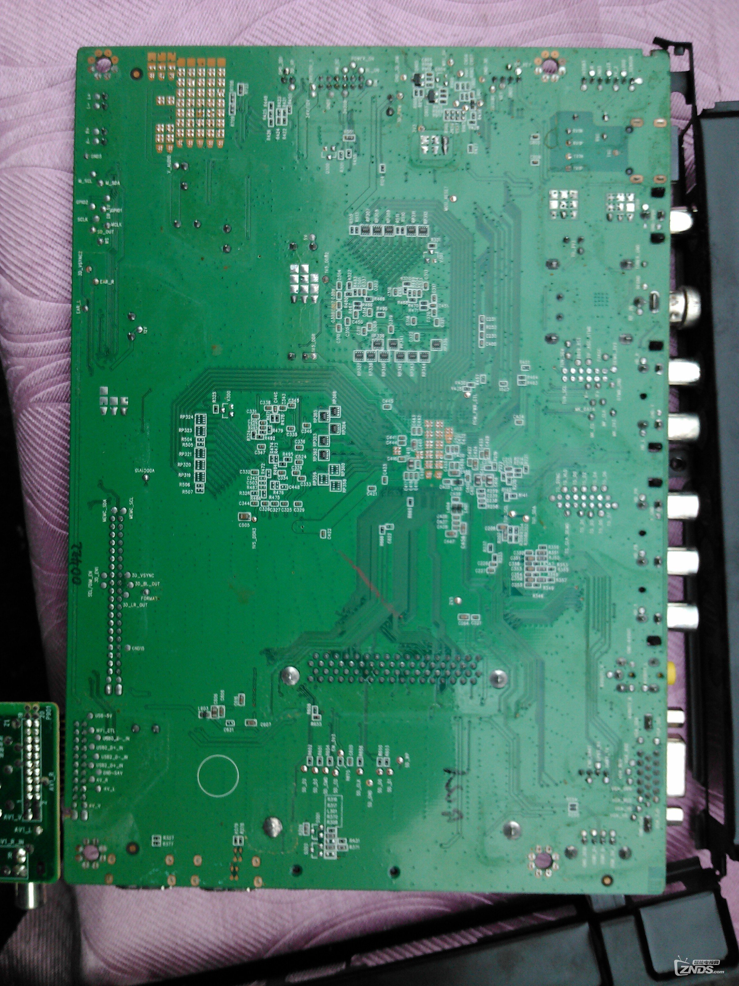 TCL L32E5300D拍照,