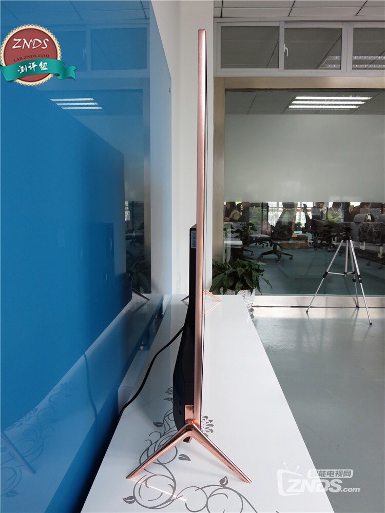暴风超体电视与PPTV-55T智能电视对比分析