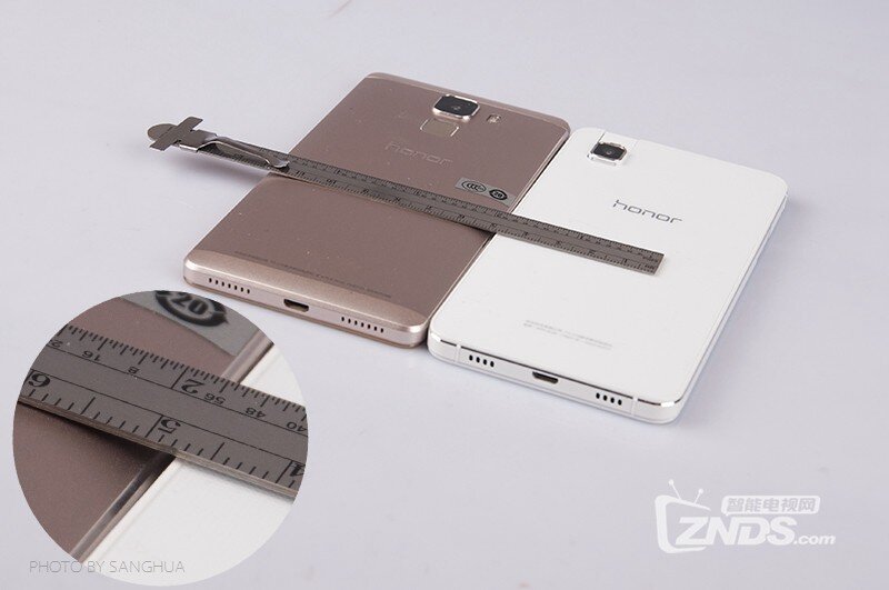 荣耀7i拆机 详解业界首款翻转摄像头手机的秘