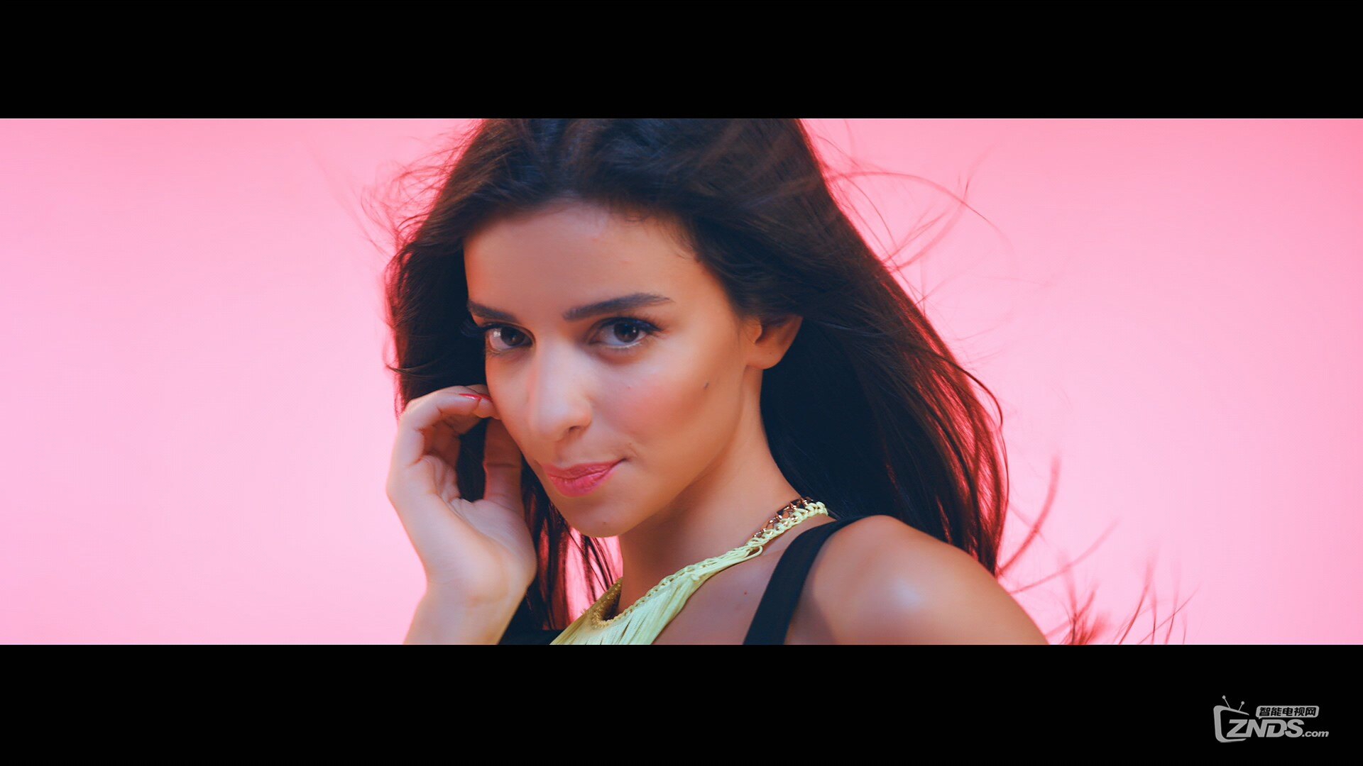 Selfie - В прошлом (LPCM-Master-1080p-ProRes-2015).mov_20160101_022923.500.jpg