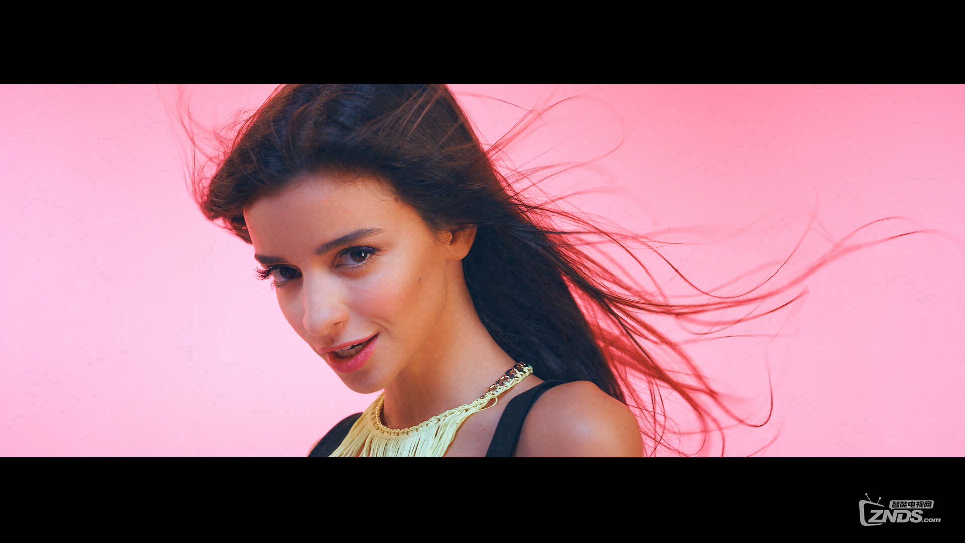 Selfie - В прошлом (LPCM-Master-1080p-ProRes-2015).mov_20160101_025410.984.jpg