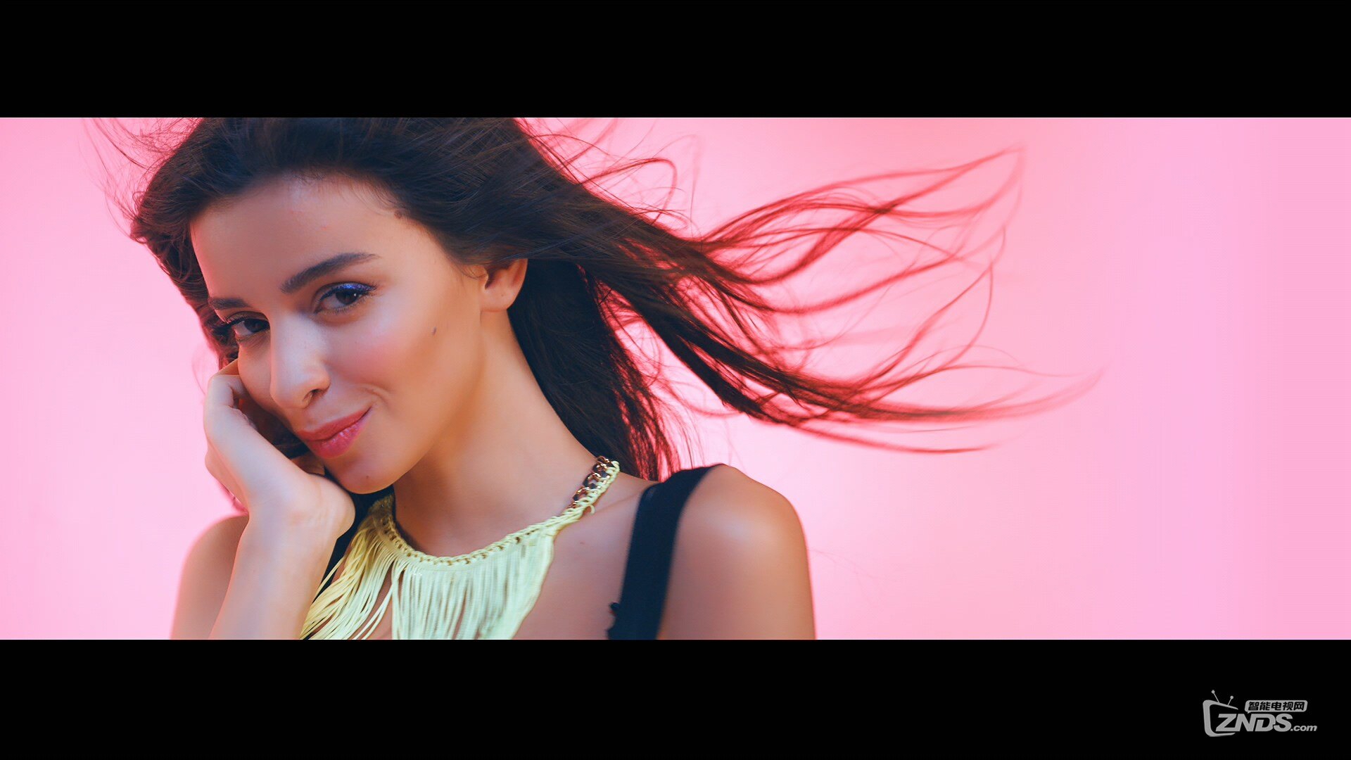 Selfie - В прошлом (LPCM-Master-1080p-ProRes-2015).mov_20160101_025537.281.jpg