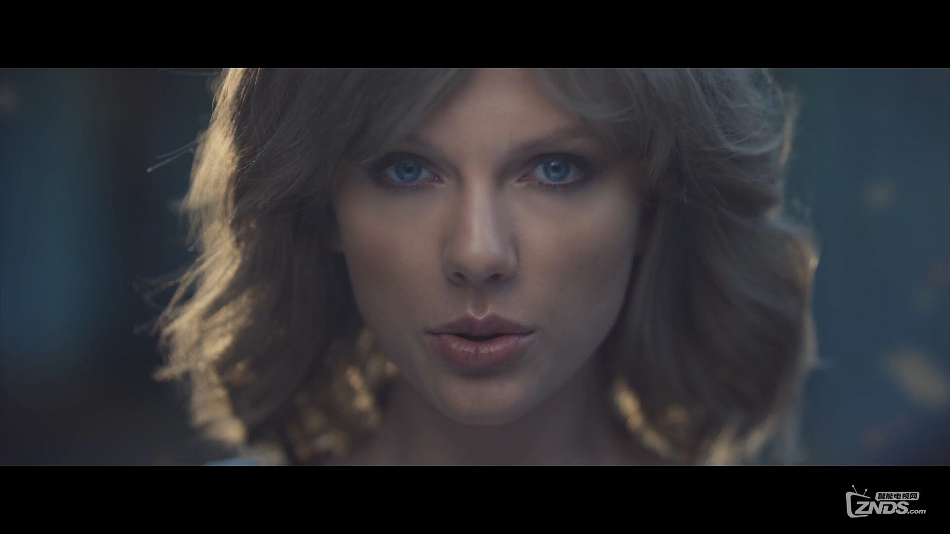 Taylor Swift - Out of the Woods.ts_20160103_193138.500.jpg