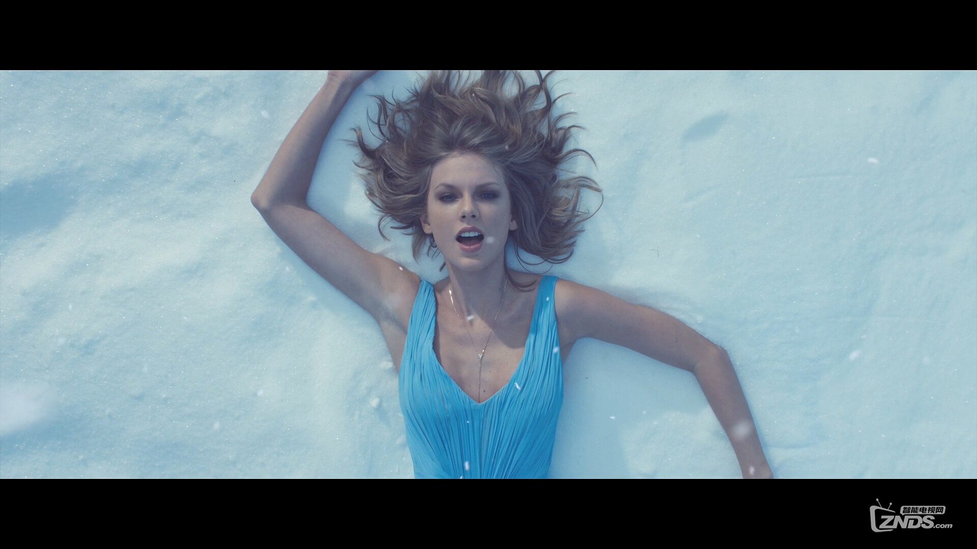 Taylor Swift - Out of the Woods.ts_20160103_193438.796.jpg