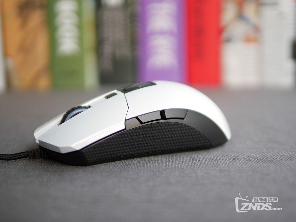 异极（Epicgear）魔拉ZORA职业电竞游戏鼠标白色版开箱新固...