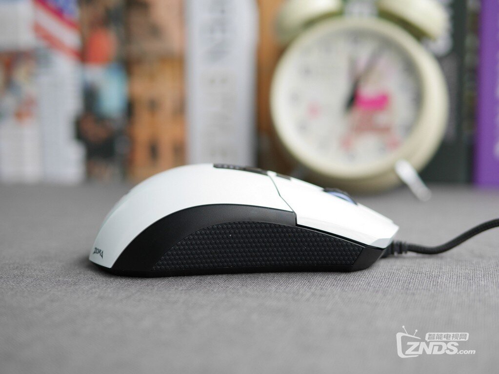 异极（Epicgear）魔拉ZORA职业电竞游戏鼠标白色版开箱新固...