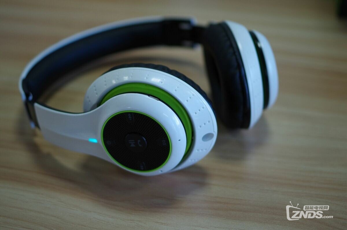 英菲克inphic头戴式蓝牙耳机in简单开箱