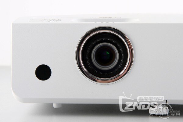 NEC CR2270X商用投影评测 无线模块便捷操作