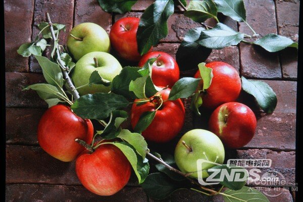 NEC CR2270X商用投影评测 无线模块便捷操作