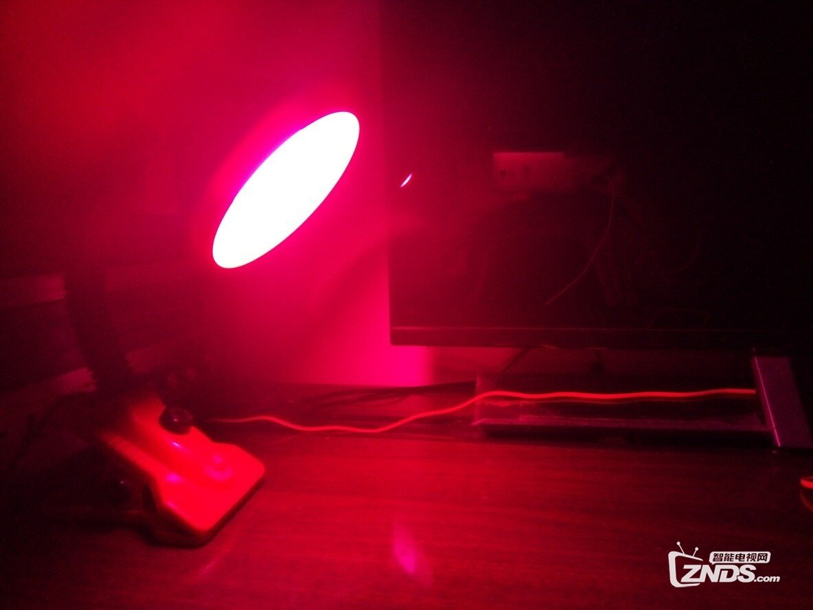 多彩浪漫的智能灯泡——AddLight智能蘑菇灯测评