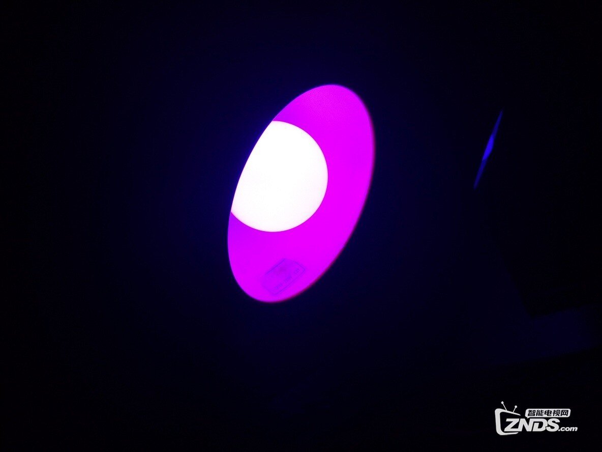 多彩浪漫的智能灯泡——AddLight智能蘑菇灯测评