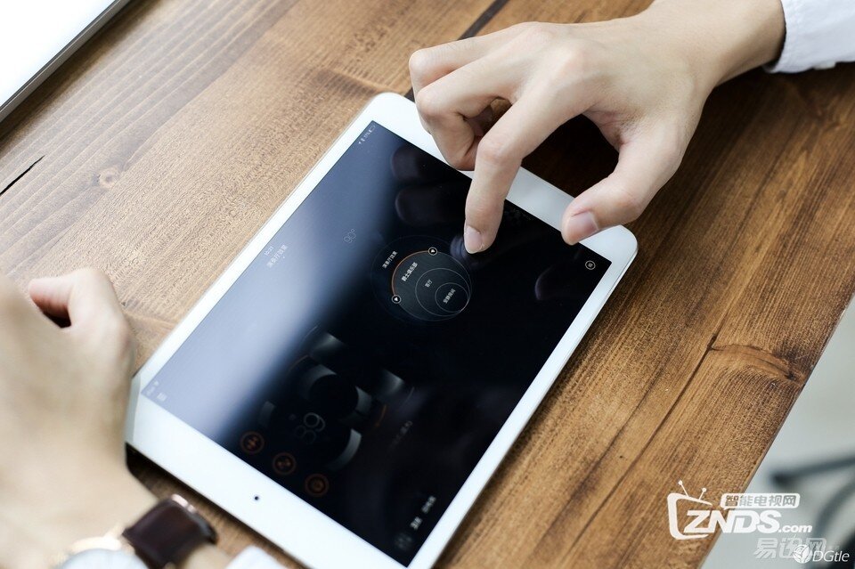智能耳机有多智能？ Parrot Zik 3.0无线智能耳机评测