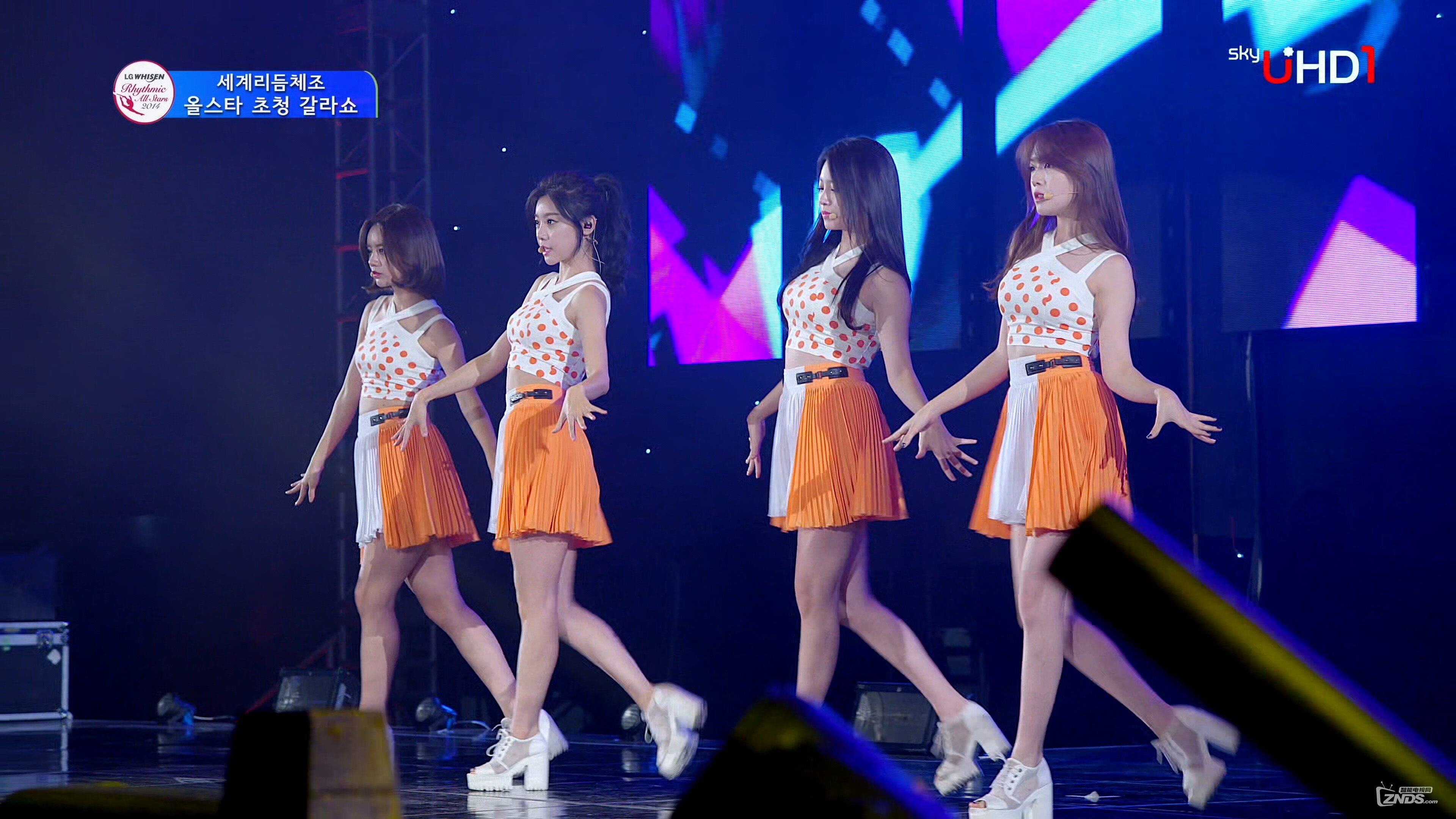 SkyUHD-Girl's Day - Expect Me   Darling (SkyUHD Rhythmic all stars 2014.10..jpg