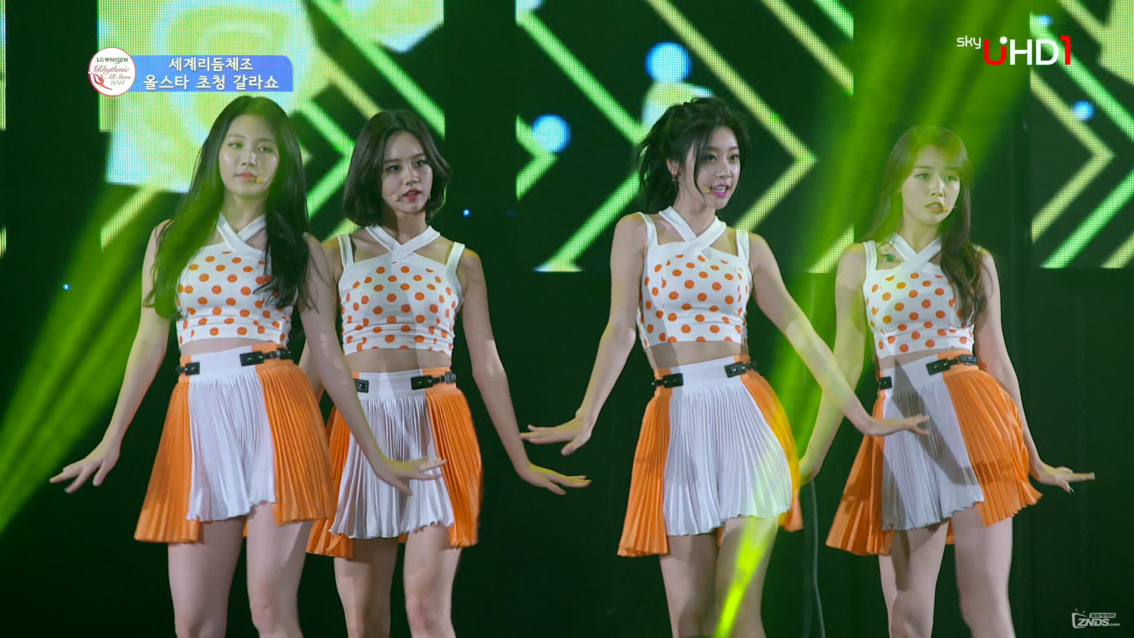 SkyUHD-Girl's Day - Expect Me   Darling (SkyUHD Rhythmic all stars 2014.10..jpg